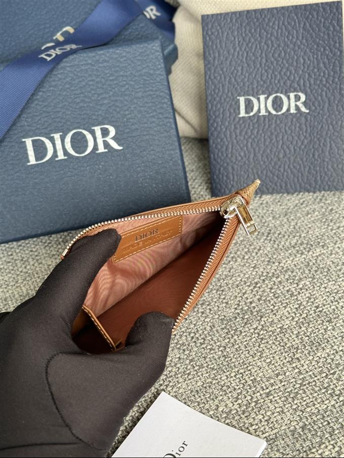 2025228Y200P20373513