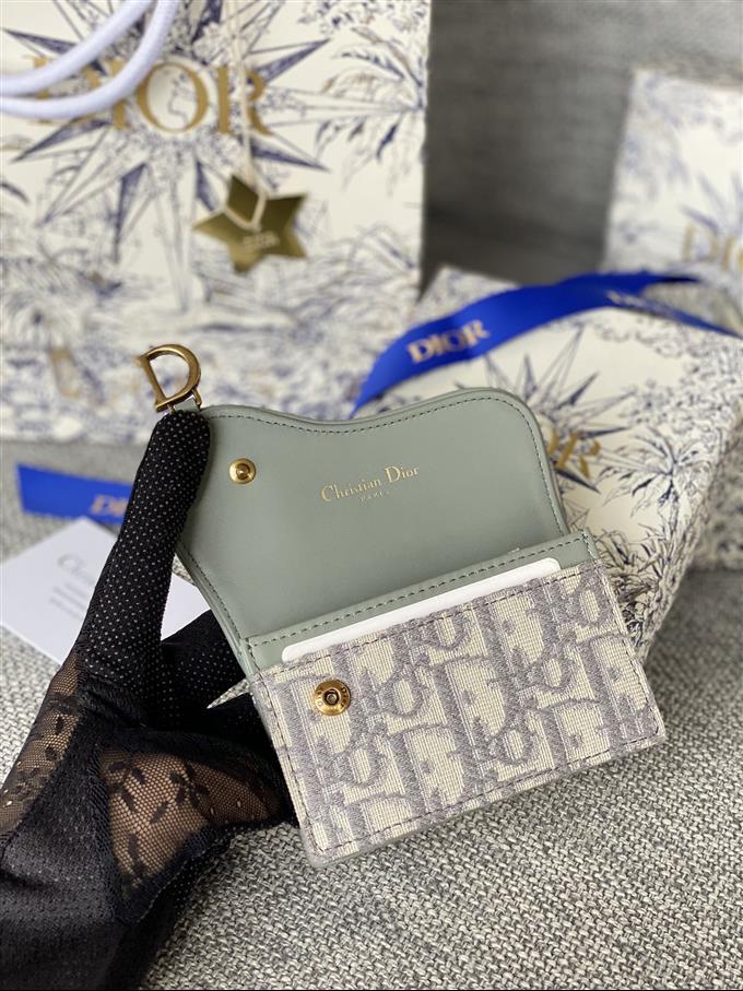 2025228Y200P20374365