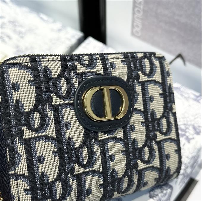 2025228Y200P204618154