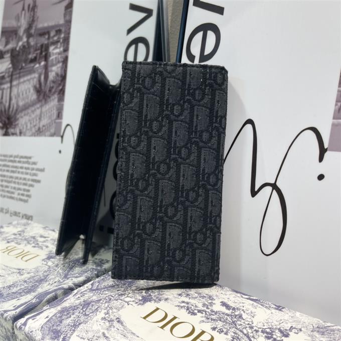 2025228Y200P22835255