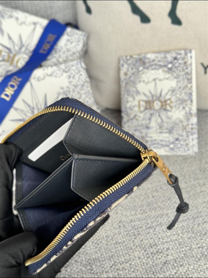 2025228Y220P182117876