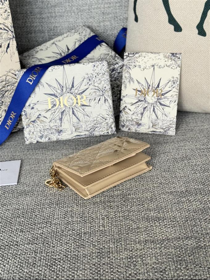 2025228Y240P20354548