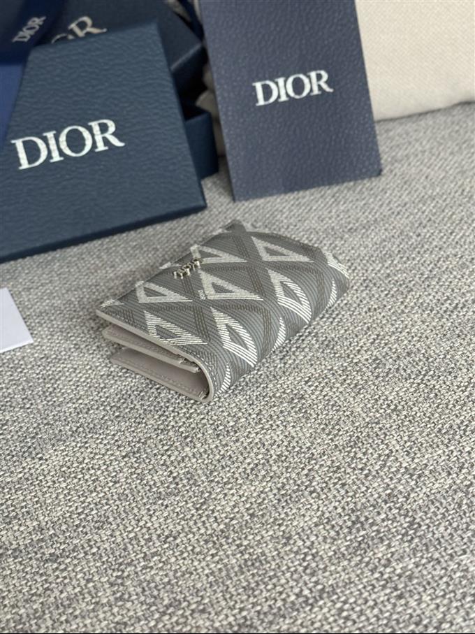 2025228Y240P203641979