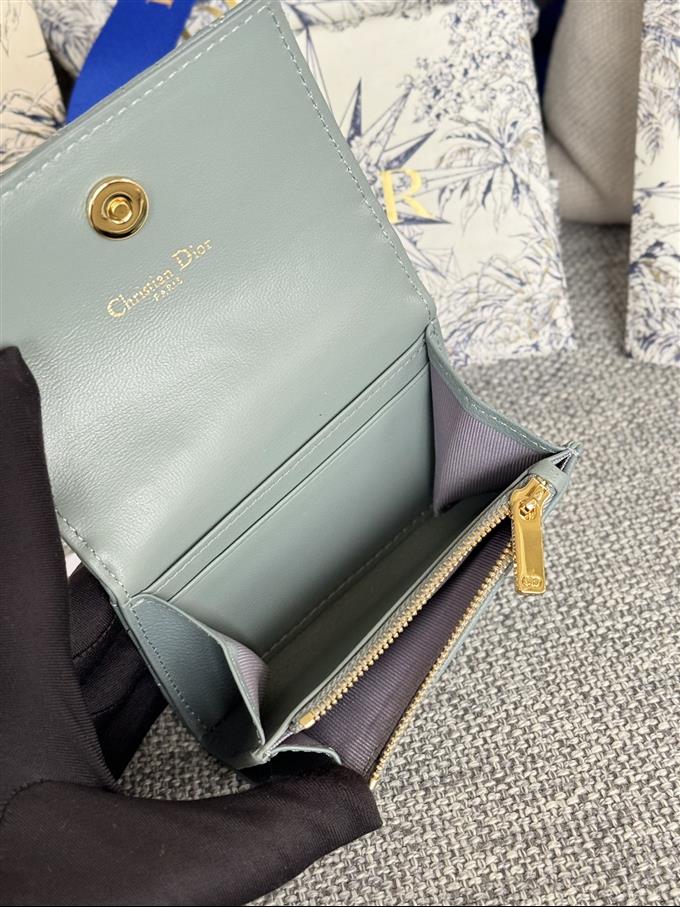 2025228Y240P20376599