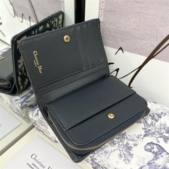 2025228Y240P204618248