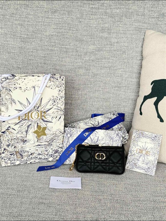 2025228Y250P182127782