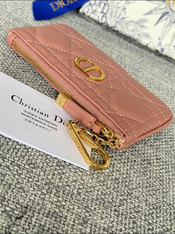 2025228Y250P182128426