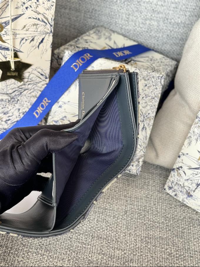 2025228Y280P18213866