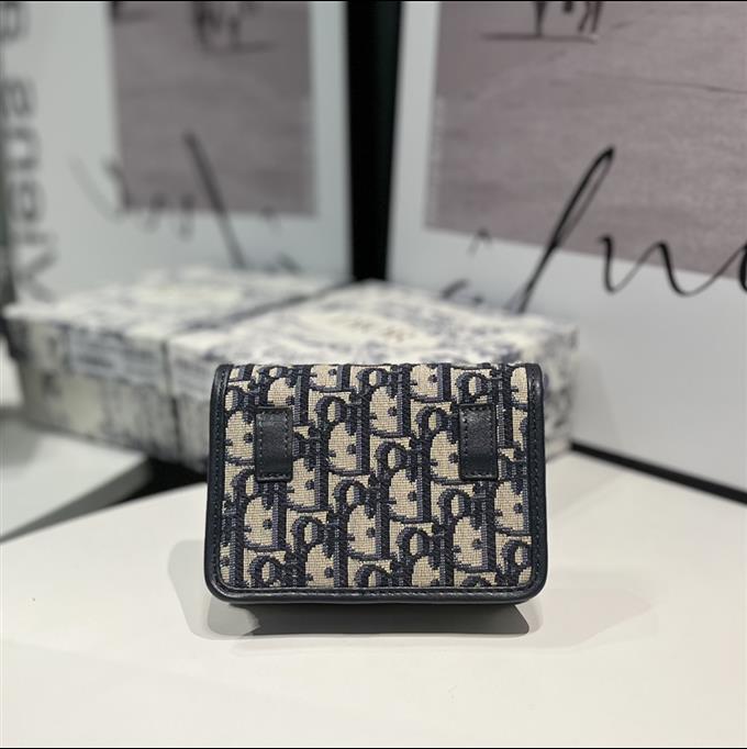 2025228Y280P204618516