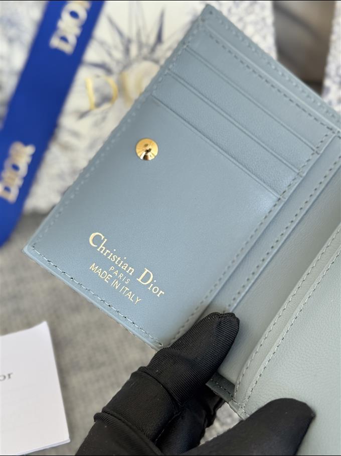 2025228Y290P182138475