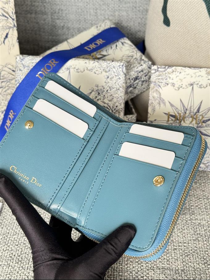 2025228Y330P203711543