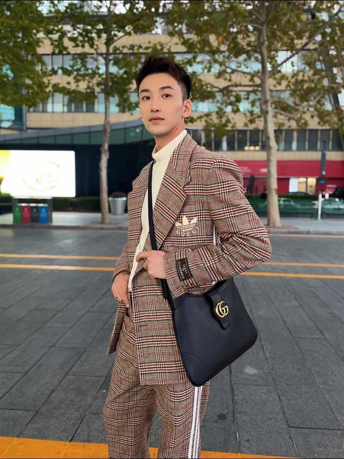 2025210C726274N20215325