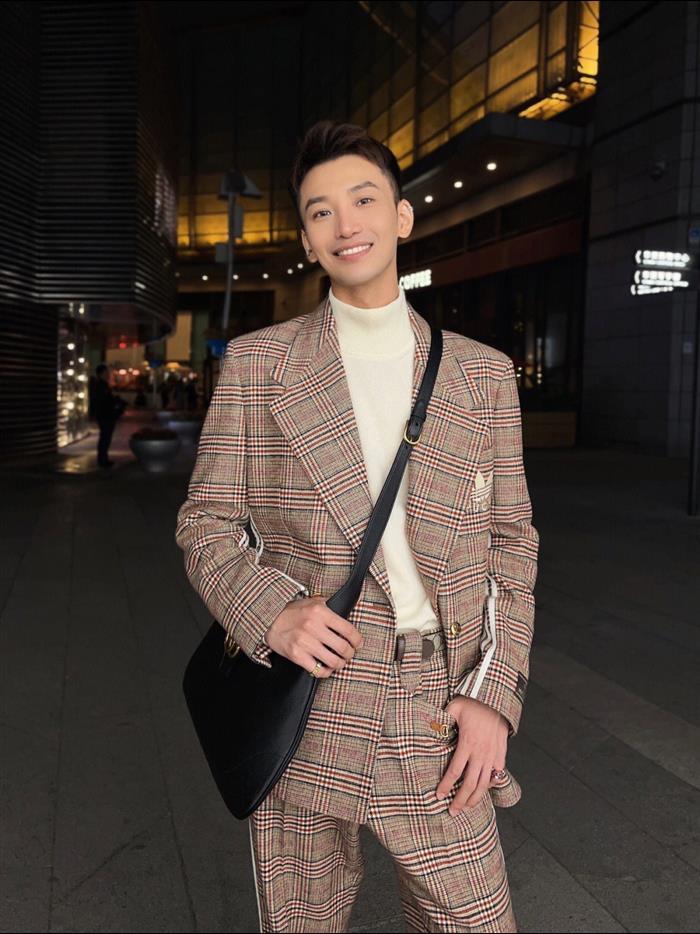 2025210C726274N20215373