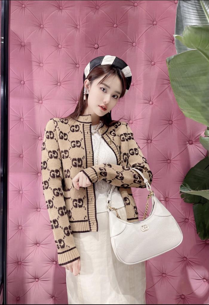 2025210C731817N202158193