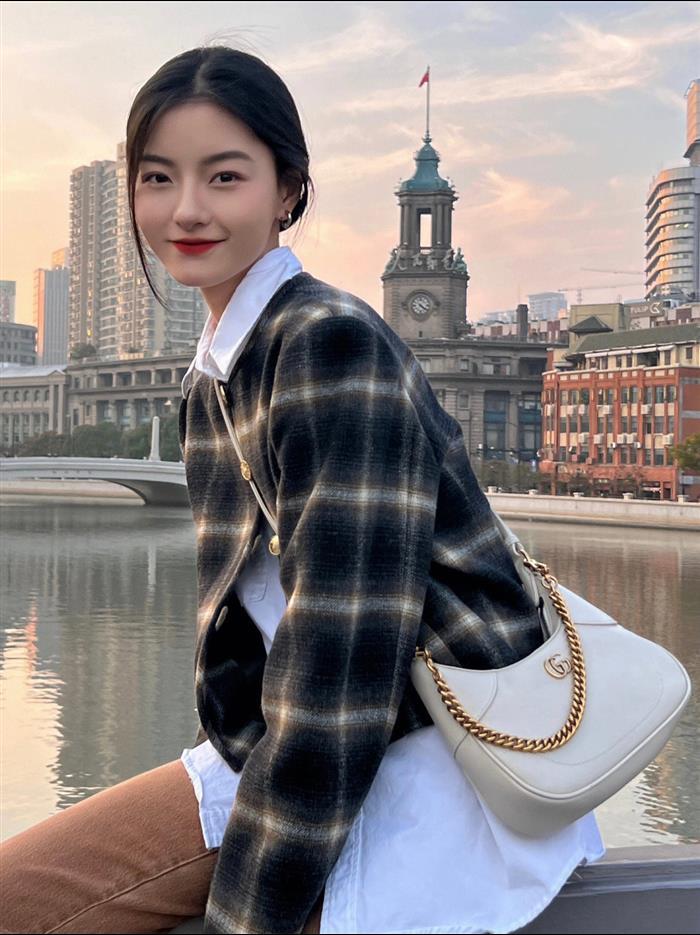 2025210C731817N202158788