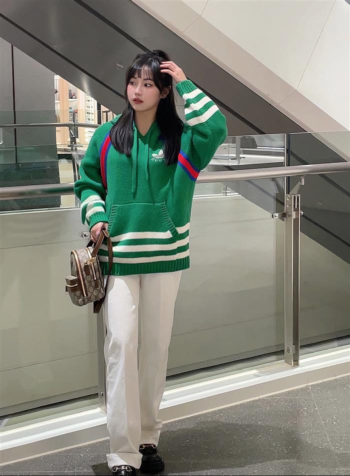 2025210C725654N201241755