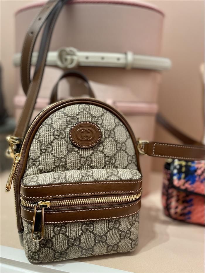 2025210C725654N201241819