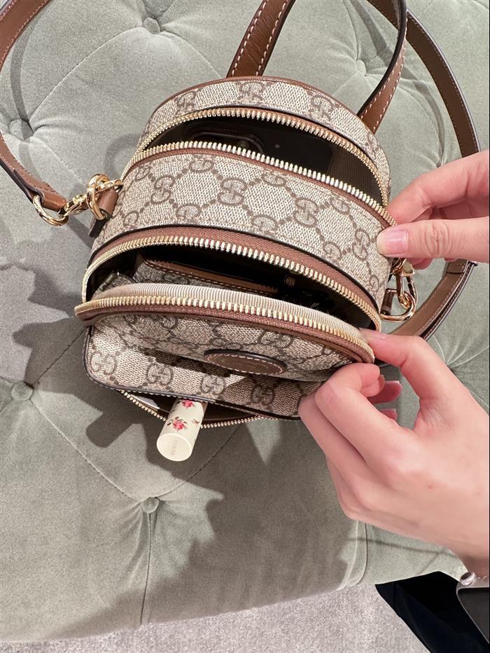 2025210C725654N201241975