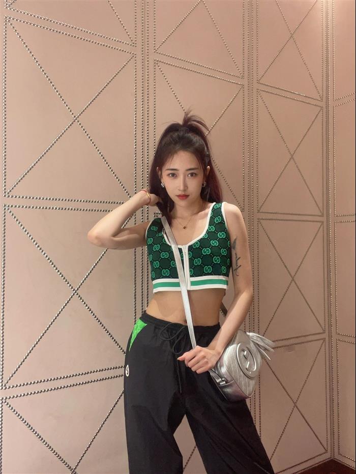 2025210C742360N20212364