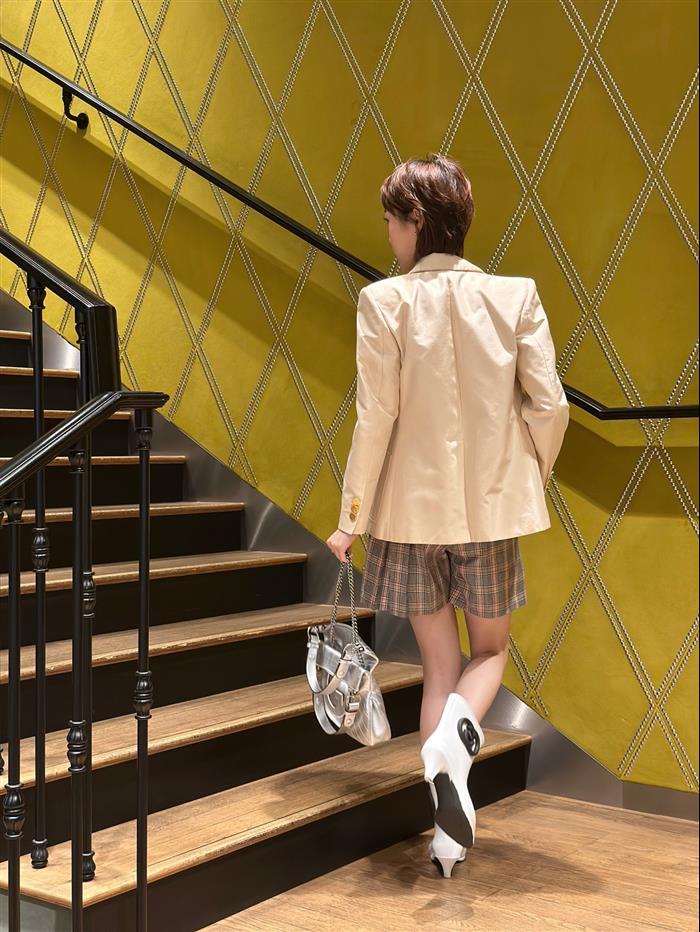 2025210C751518N202127366