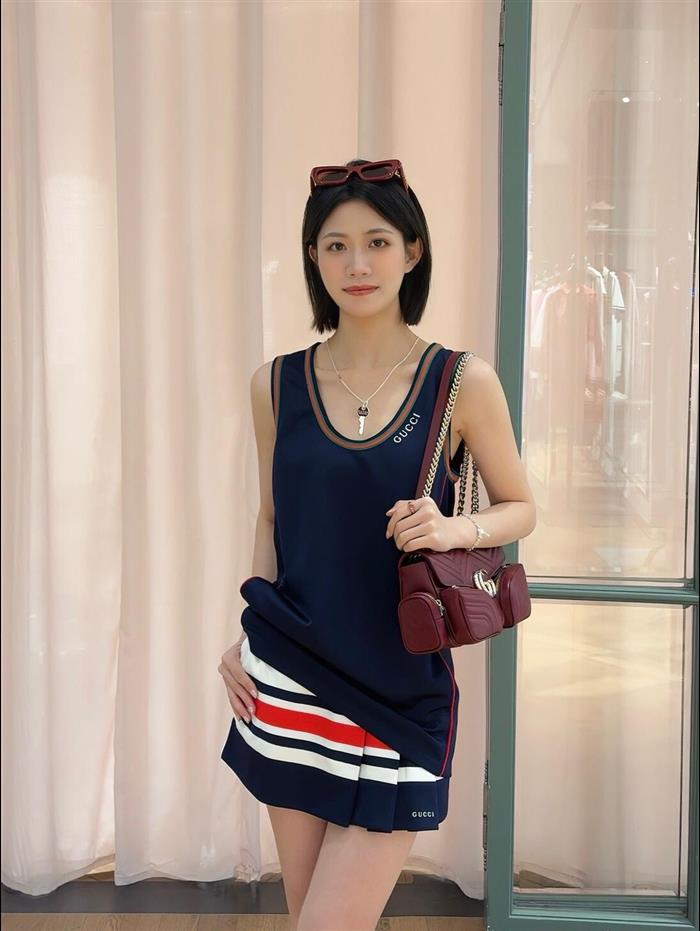 2025210C795228N201819464