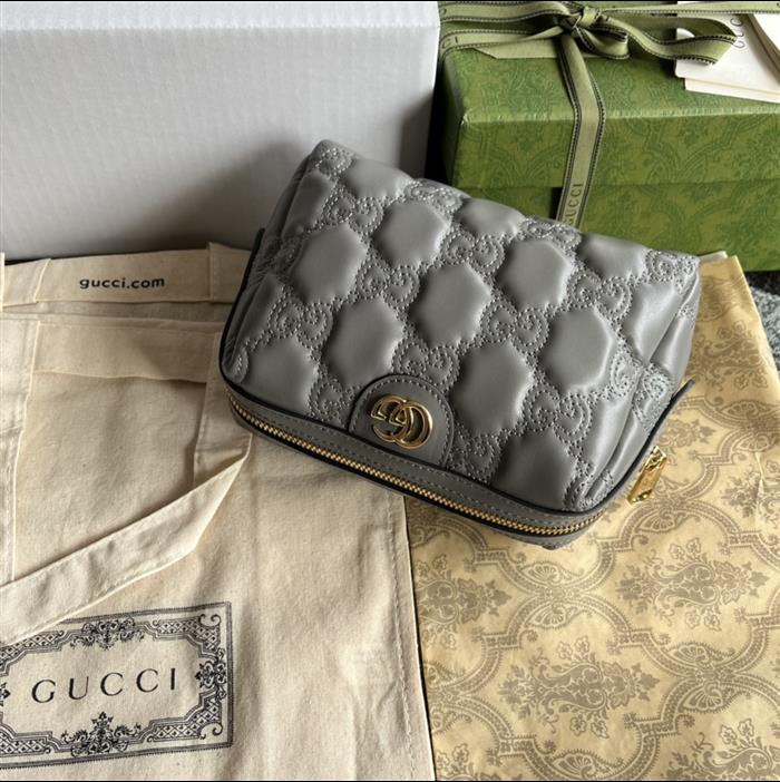 2025210C726047N20214782