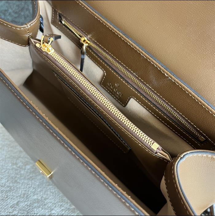 2025210C702049N201955223