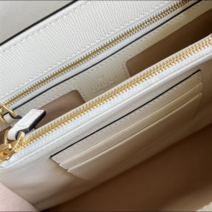 2025210C702049N20195596