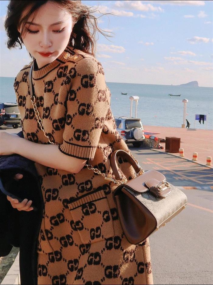 2025210C703848N201957489