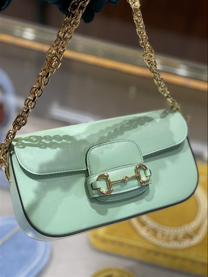 2025210C735178N201958665