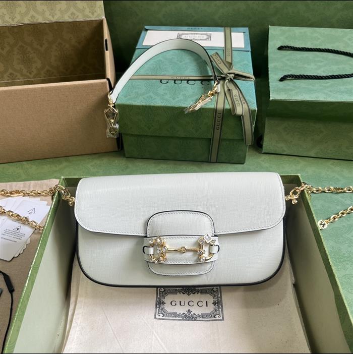 2025210C735178N201959695