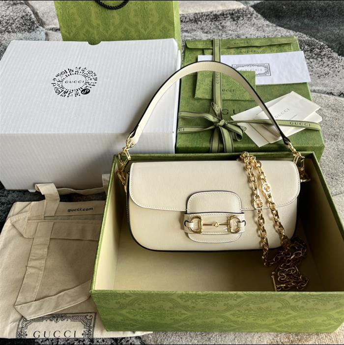 2025210C735178N201959977