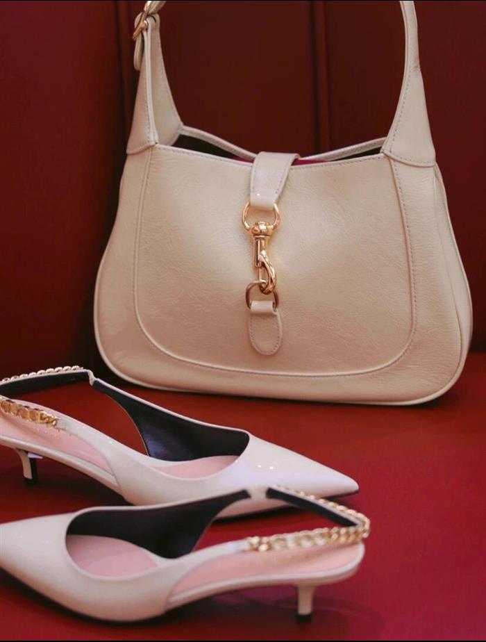 2025210C782849N202018180