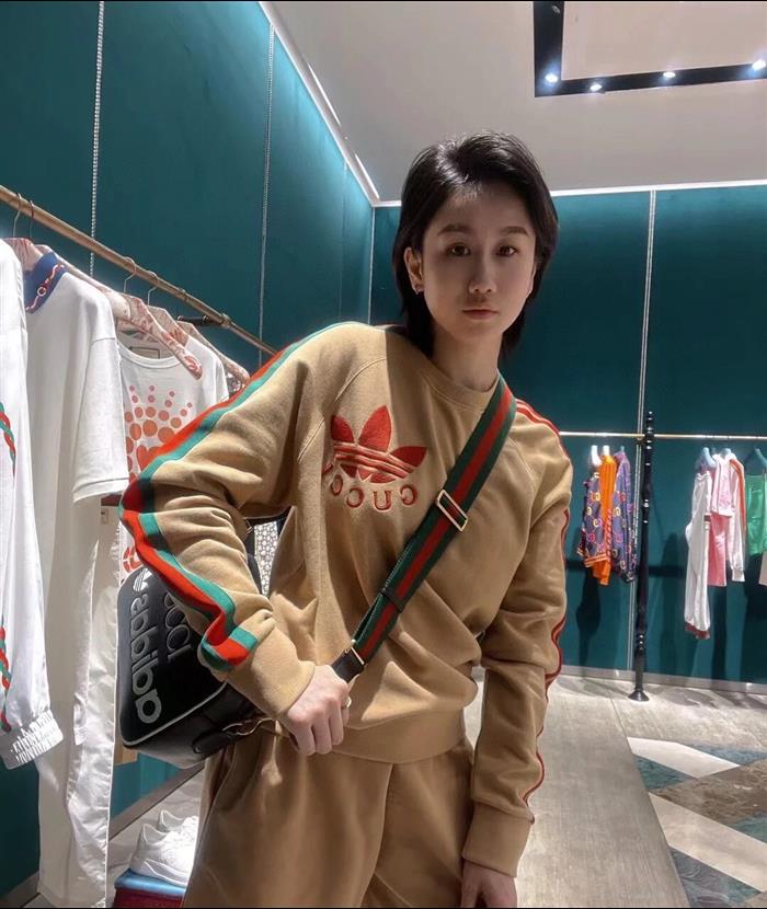 2025210C702427N202053110