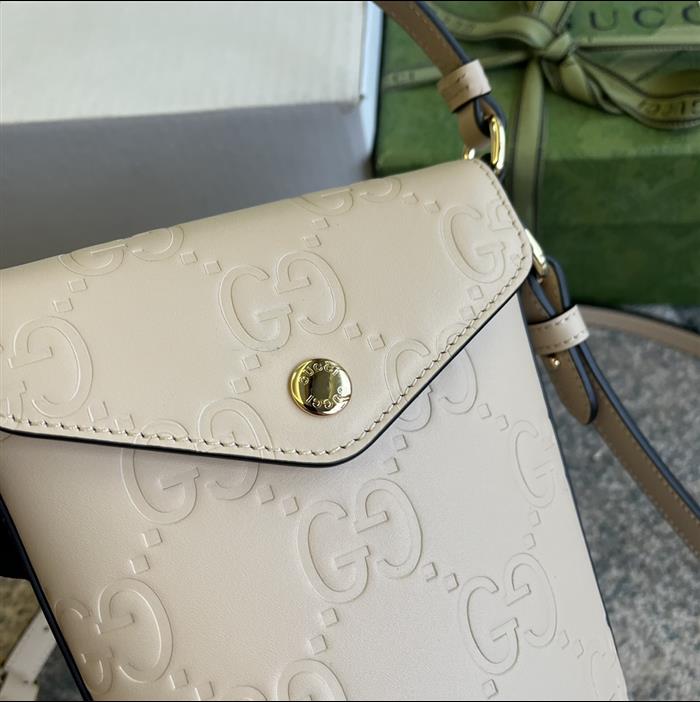 2025210C772795N202058270