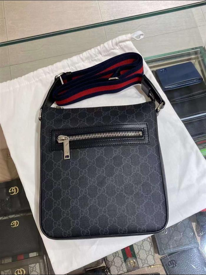 2025210C792082N20213195