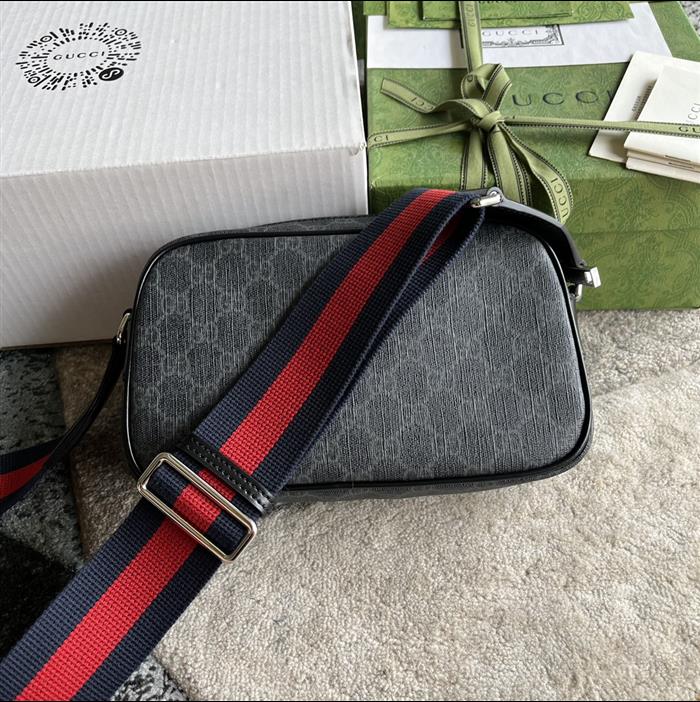 2025210C792097N20213789