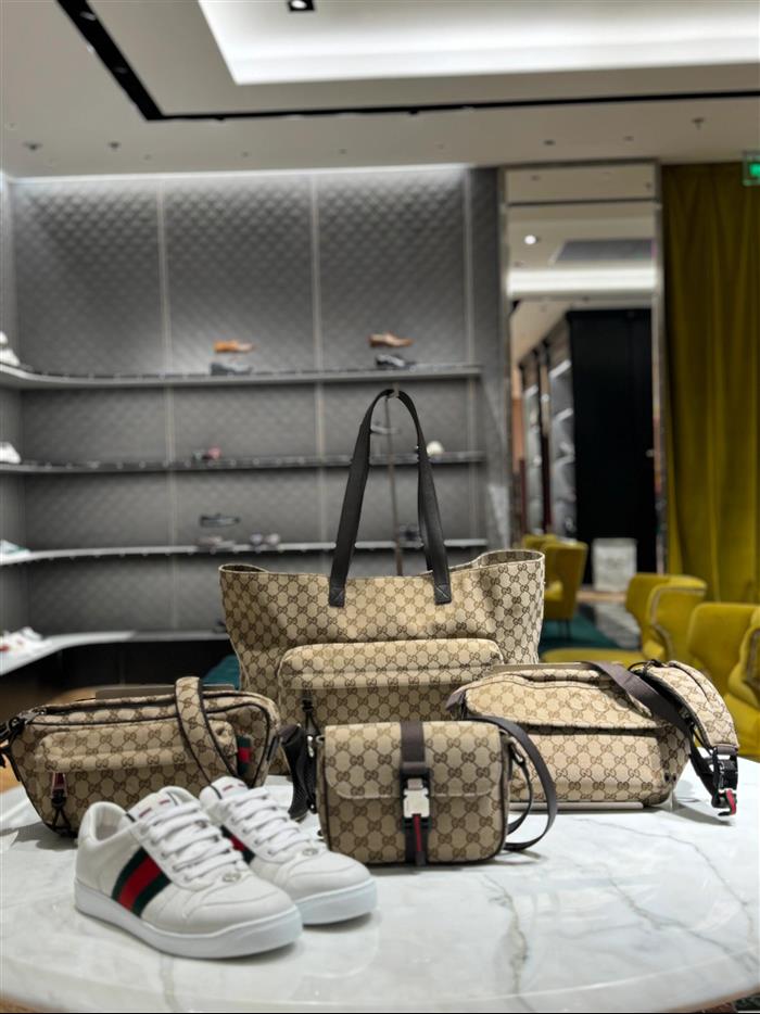 2025210C802096N202033810