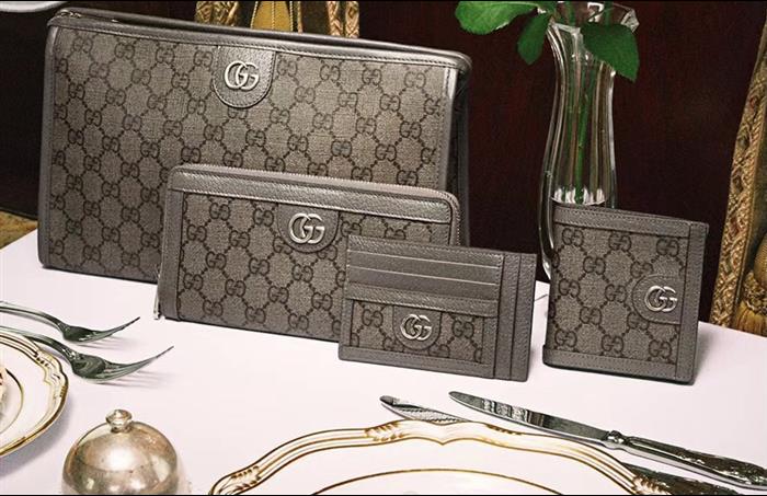 2025210C732018N201247718