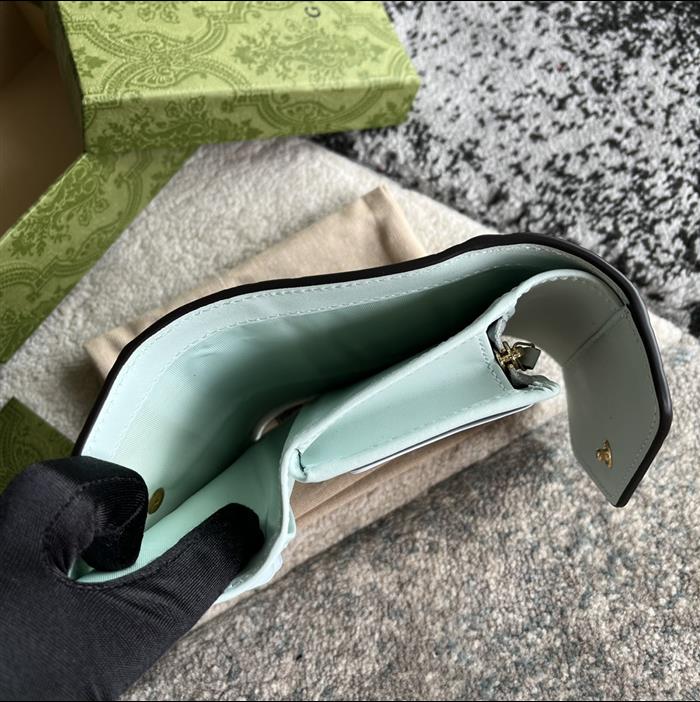 2025210C772793N201931949