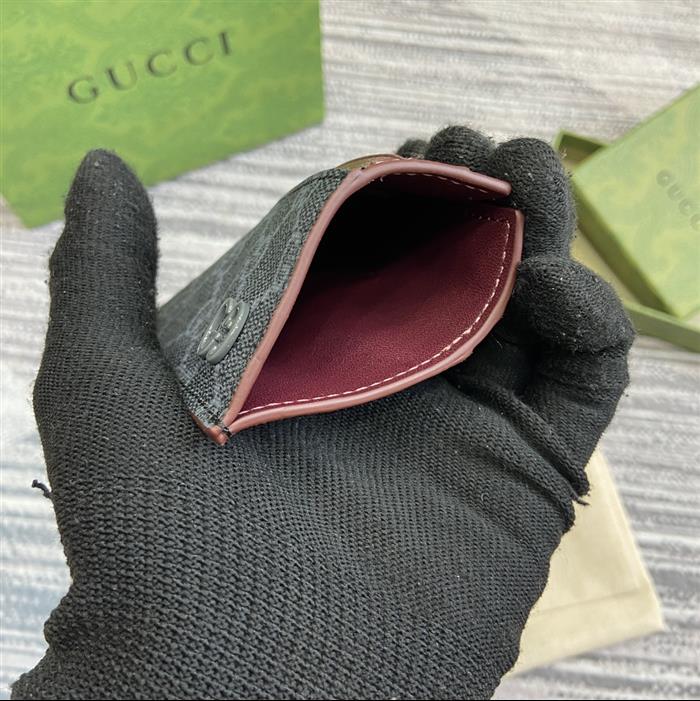 2025210C795230N201951774