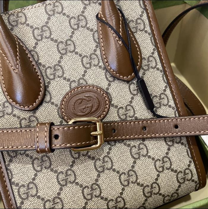 2025210C671623N201911832