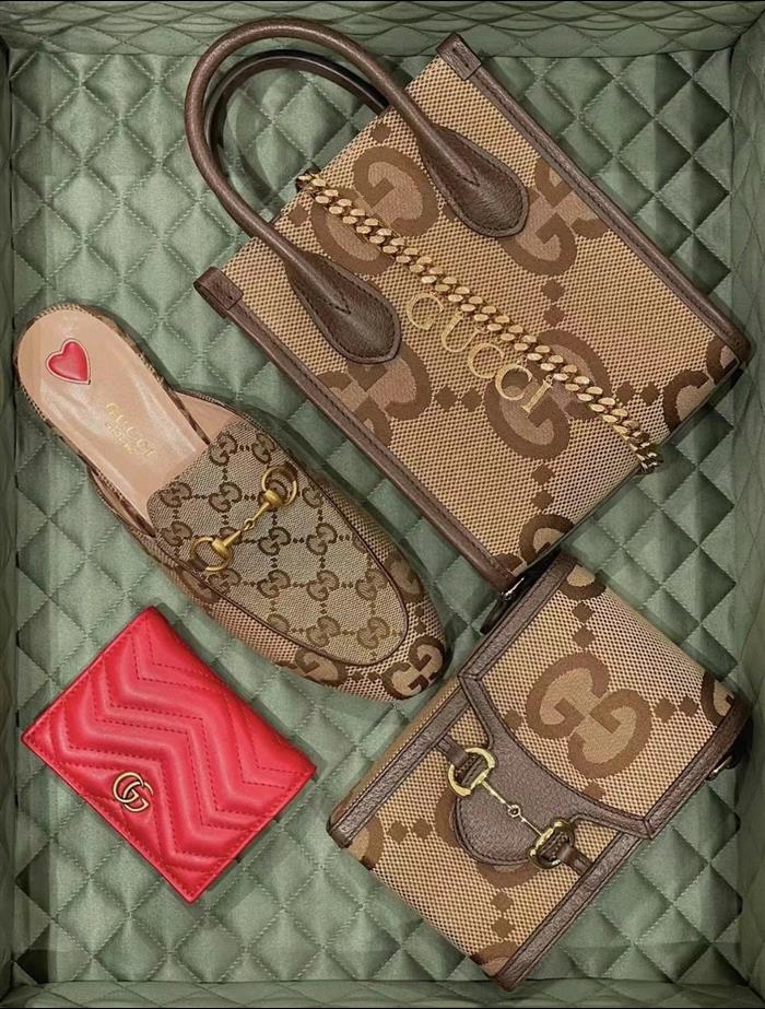 2025210C671623N201912425