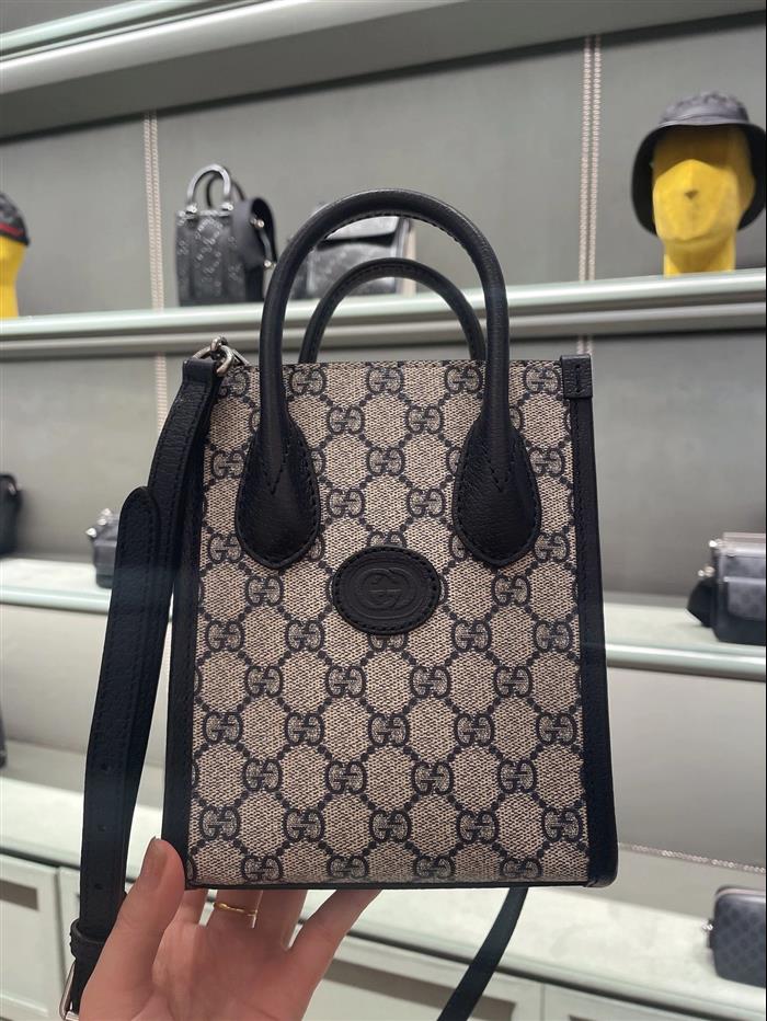 2025210C671623N201912581