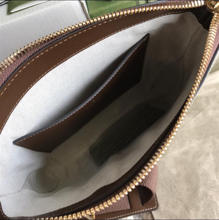 2025210C681021N201915881