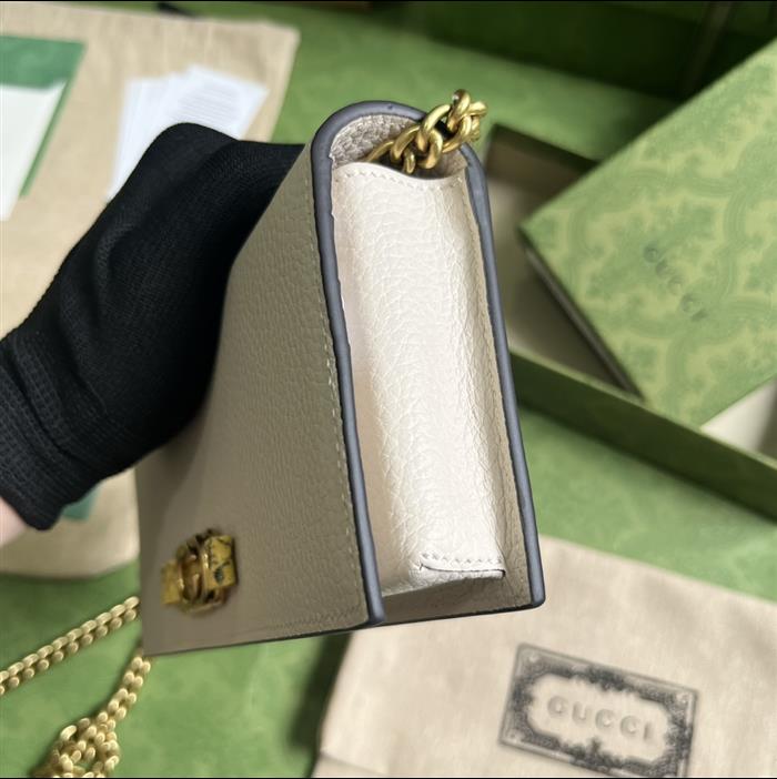 2025210C746056N201917866