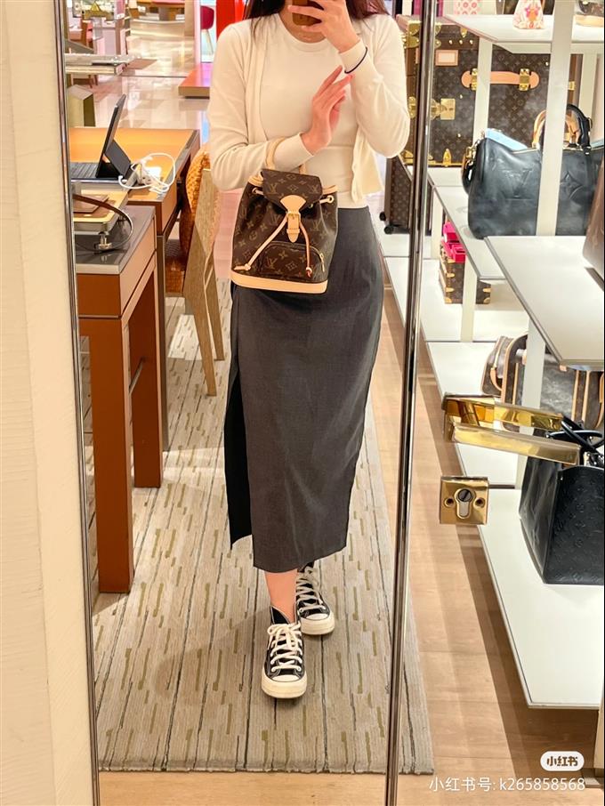 2025224M1119914256458