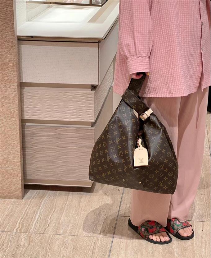 2025224M4681711123619