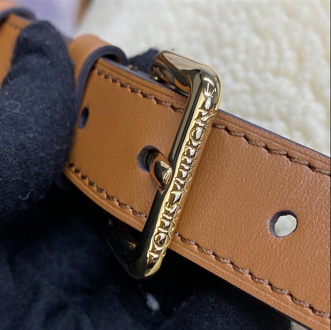 2025224M23715105351271