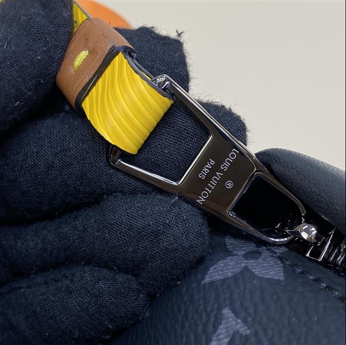 2025224M45220102840352